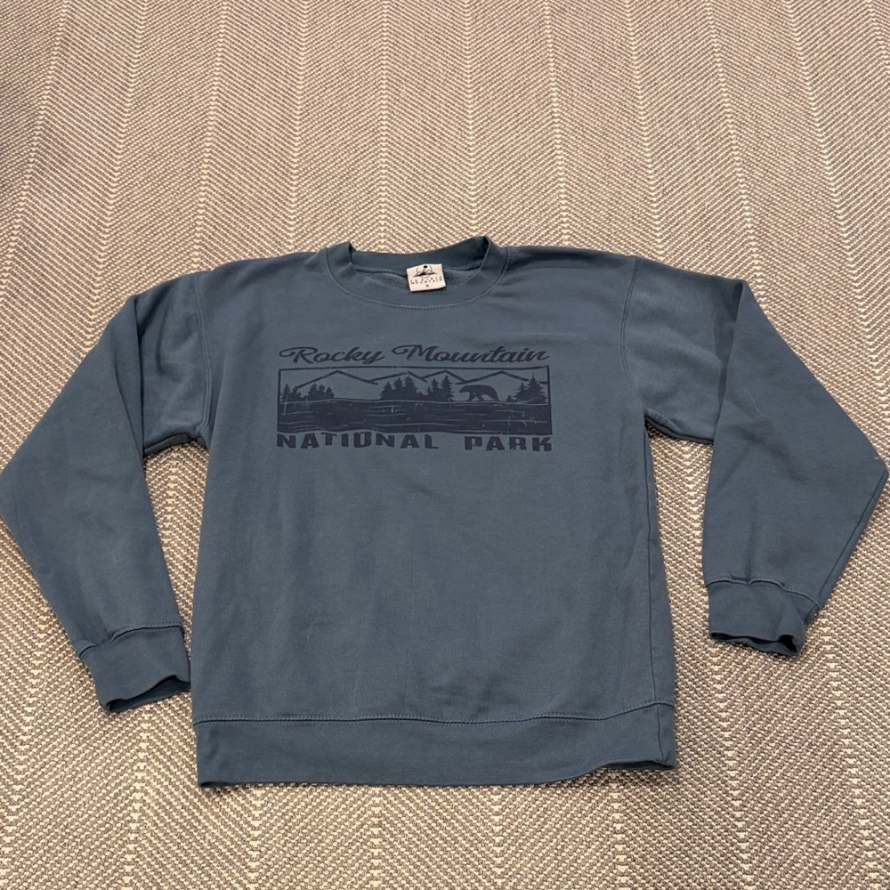 Rocky Mountain National Park Crewneck Sweater in Blue